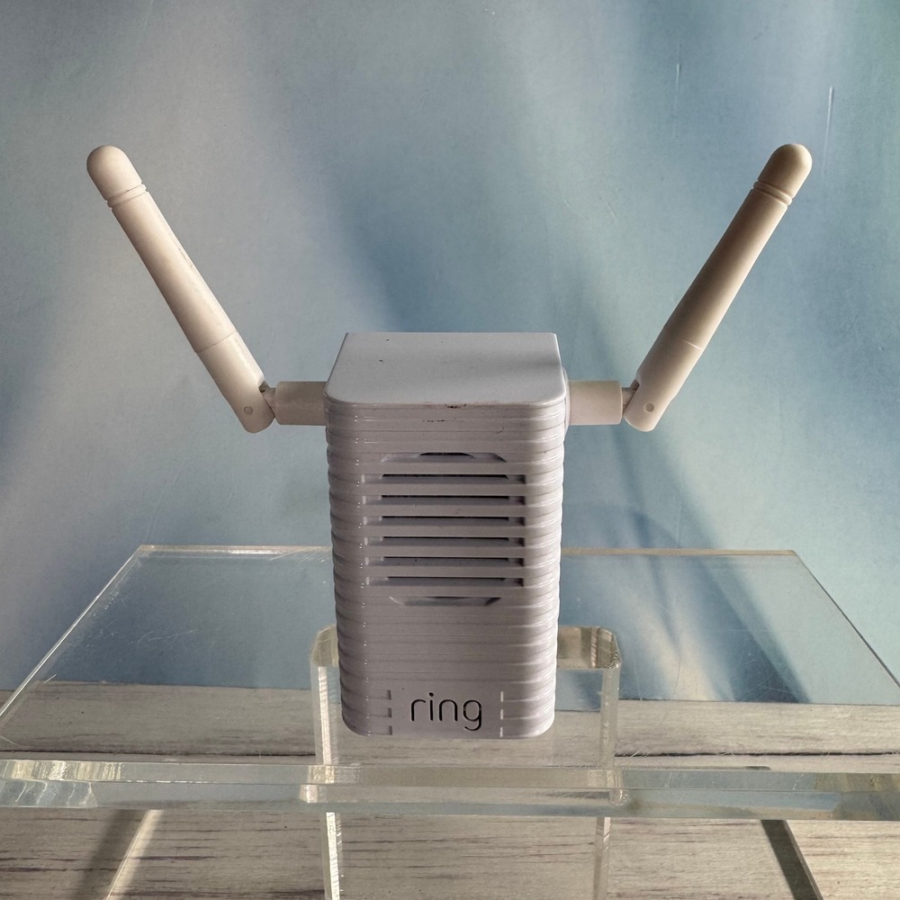 Ring Chime Pro Wi-Fi Extender Indoor Chime White 1st Gen OS Smart Home Booster